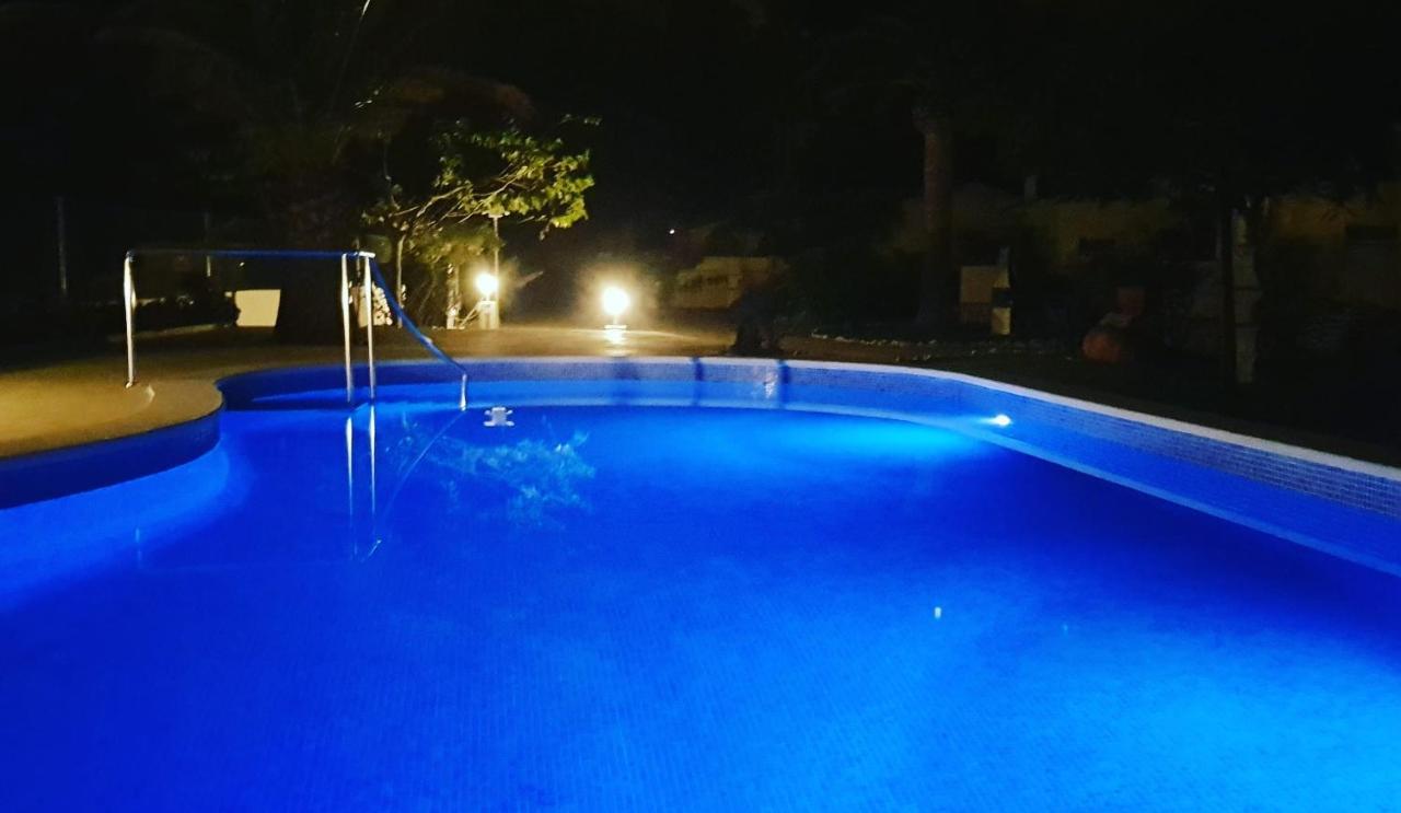 Beach Resort La Margarita Hospitalet De L'Infant Esterno foto